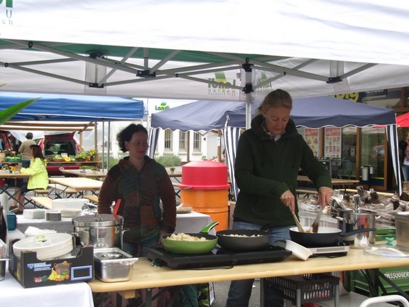 Dorfmarkt-2014-14.JPG  