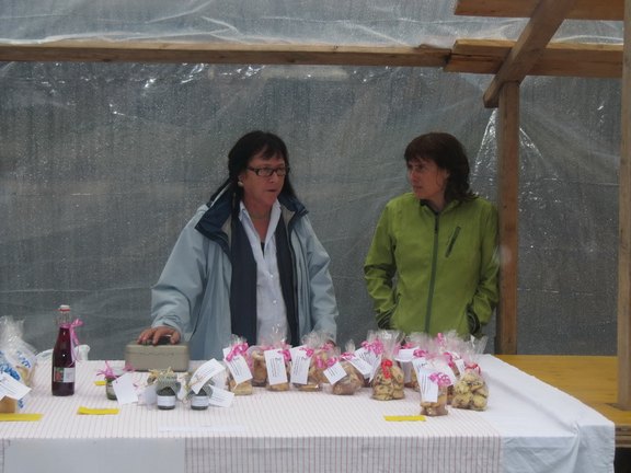 Dorfmarkt-2014-05.JPG  